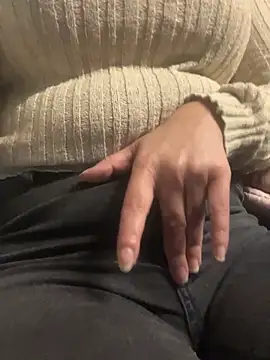 Snapshot of eli5566 chatting on 10/13/25, 07:58 eli5566 online show from 10/13/25, 07:58