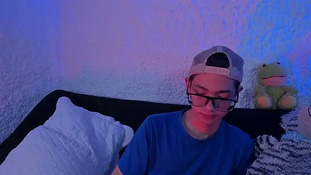 thiago kinghot online show from 09/15/25, 05:18