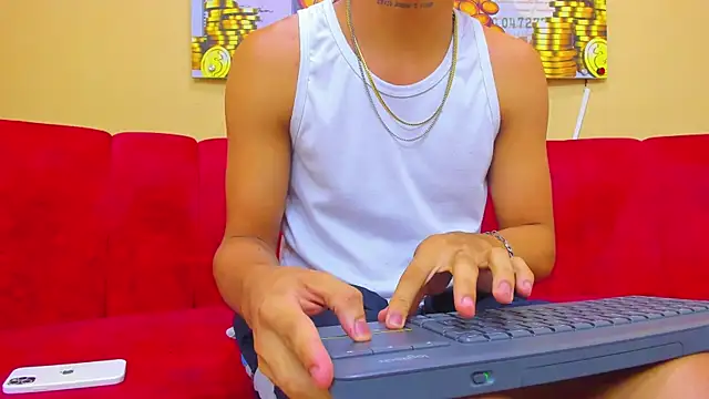 Snapshot of Brownie_Lovers chatting on 11/13/25, 10:14 Brownie Lovers online show from 11/13/25, 10:14