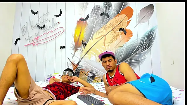 Snapshot of Brownie_Lovers chatting on 11/15/25, 11:29 Brownie Lovers online show from 11/15/25, 11:29