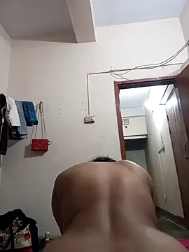 Hotty-couple063 online show from 09/13/25, 07:13