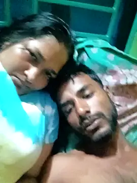 Hotty-couple063 online show from 09/24/25, 05:27