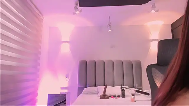 AlliceLover online show from 11/12/25, 11:54