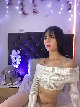 Lia  1 online show from 11/02/25, 07:49