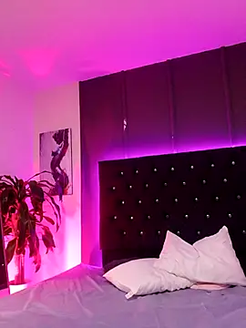 Billie Eilish online show from 10/23/25, 07:56