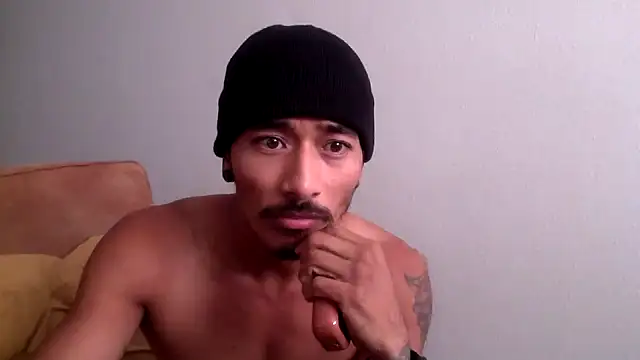 tanjir020 online show from 11/06/25, 11:04