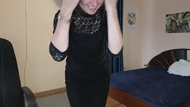 Lia Tito online show from 09/18/25, 05:09