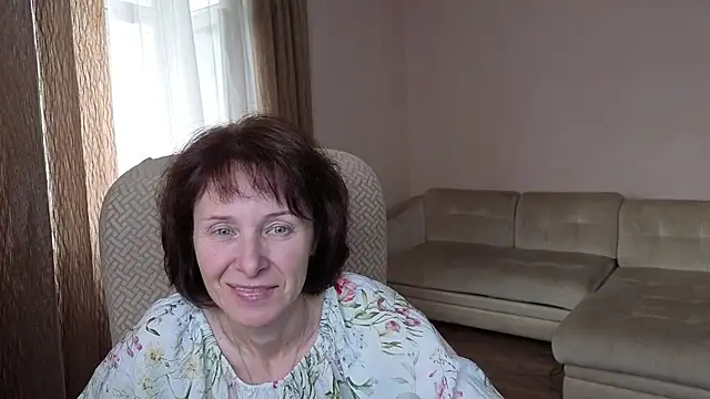 Lia Tito online show from 09/27/25, 05:23