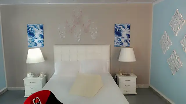 maddissonivanova online show from 10/12/25, 07:13