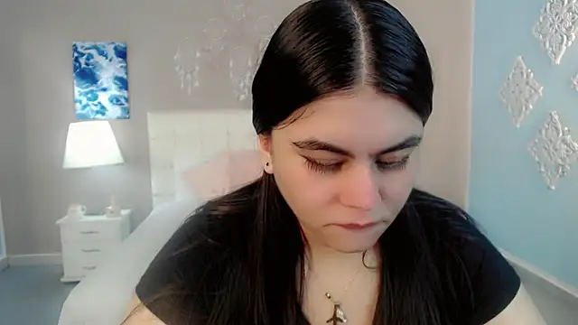 maddissonivanova online show from 11/18/25, 07:07