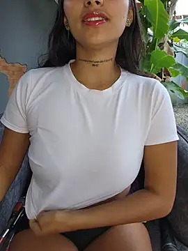 Lorena Mcfly online show from 10/26/25, 01:17