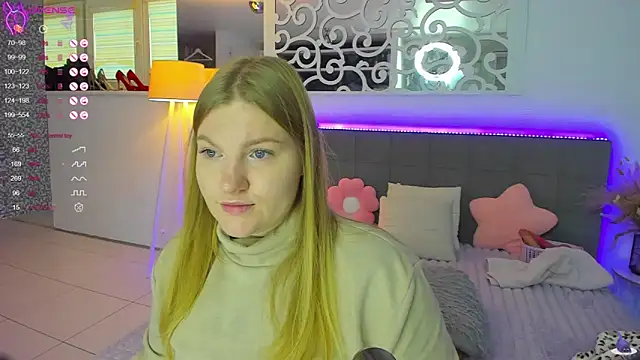 Snapshot of AshleyJoness chatting on 11/13/25, 06:12 AshleyJoness online show from 11/13/25, 06:12