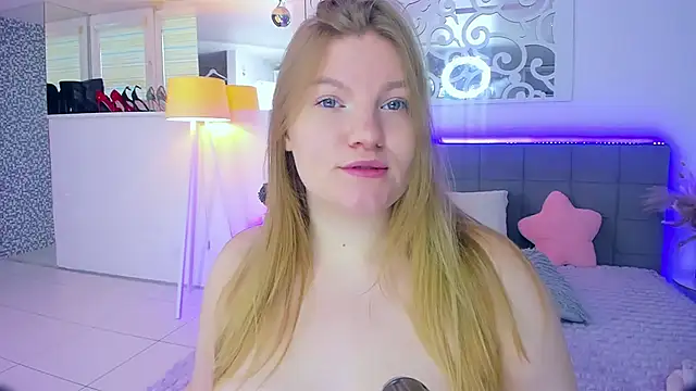 Snapshot of AshleyJoness chatting on 11/16/25, 05:57 AshleyJoness online show from 11/16/25, 05:57