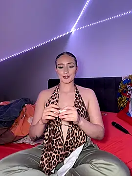 Tijara-im-Pyjama online show from 09/09/25, 01:38