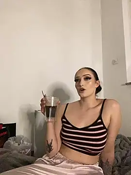 Tijara-im-Pyjama online show from 11/18/25, 04:28