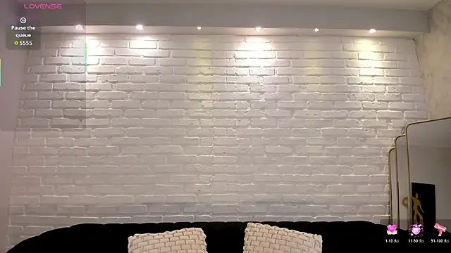 LiamCarterX online show from 11/11/25, 04:23