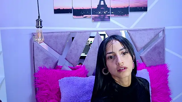 Snapshot of megha_noa chatting on 10/27/25, 07:29 megha noa online show from 10/27/25, 07:29