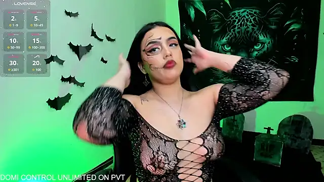 Snapshot of nicol_ruizz chatting on 10/22/25, 11:59 nicol ruizz online show from 10/22/25, 11:59