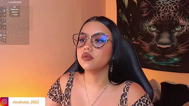 Snapshot of nicol_ruizz chatting on 11/08/25, 08:07 nicol ruizz online show from 11/08/25, 08:07