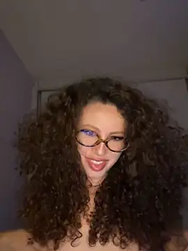 JhenneRouge online show from 11/07/25, 01:27