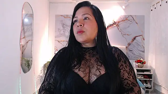 Ashley Grahaam online show from 10/05/25, 08:29