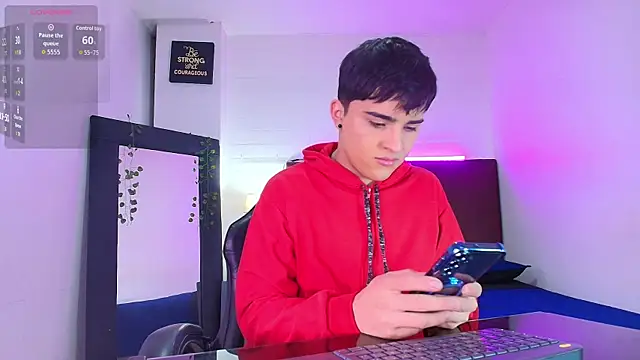 Lucass love online show from 09/20/25, 01:34