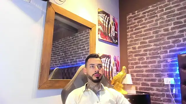 VinzenzRizzo online show from 10/14/25, 04:24