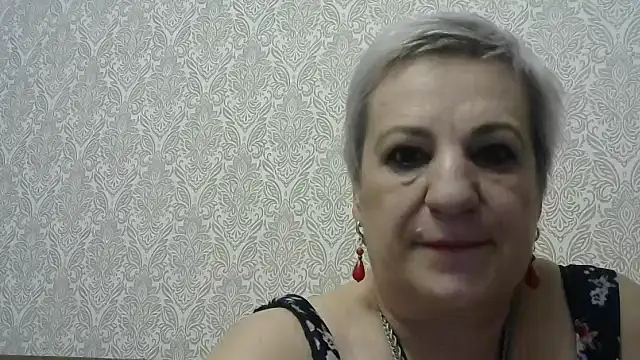 StarNicole online show from 10/20/25, 03:45