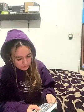 tetutamy online show from 11/18/25, 02:28