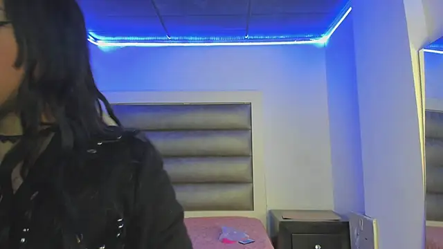 Andrea brunnette online show from 11/06/25, 12:50