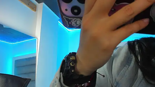 Andrea brunnette online show from 11/20/25, 01:33