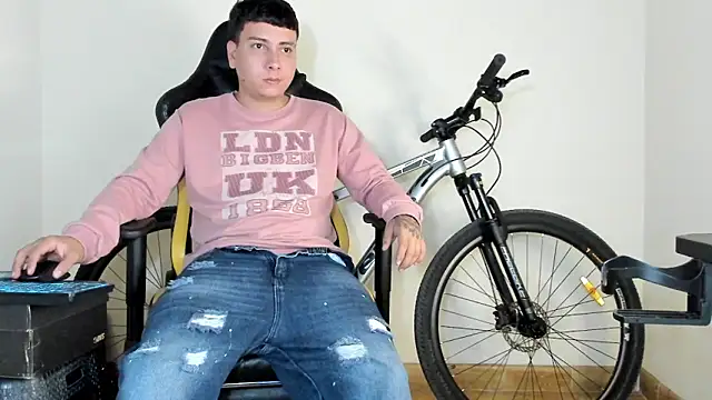 HELLSTAR online show from 10/21/25, 05:30