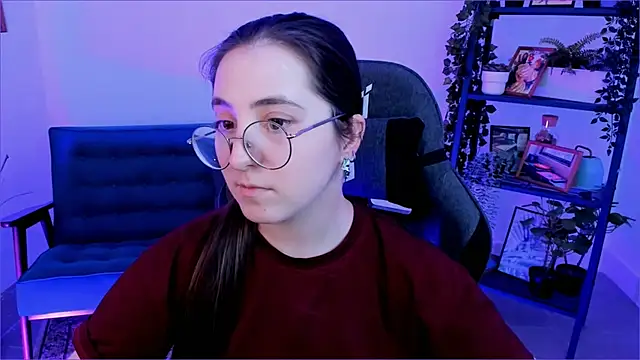 VirtuallVoyant online show from 10/07/25, 03:31