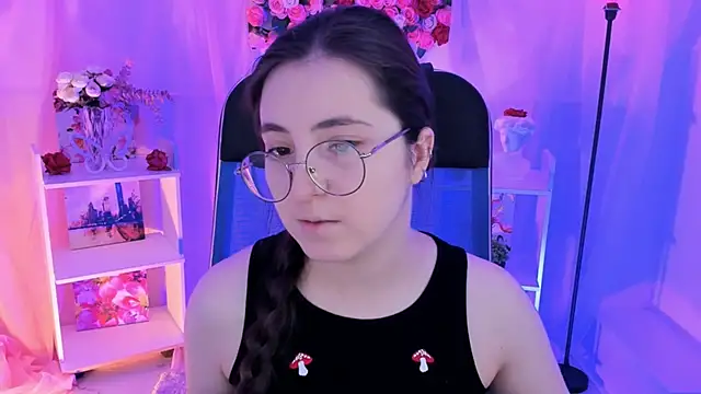 VirtuallVoyant online show from 10/17/25, 07:11