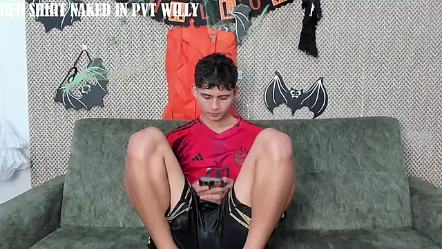 willy sexxx18 online show from 10/24/25, 07:43