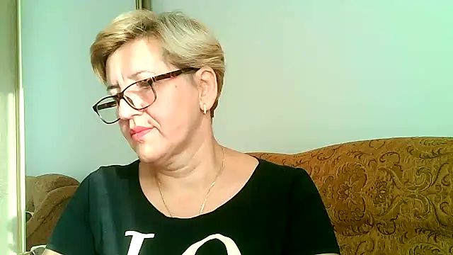 Dana4921 online show from 10/06/25, 02:36