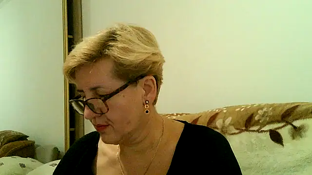 Dana4921 online show from 10/21/25, 03:46