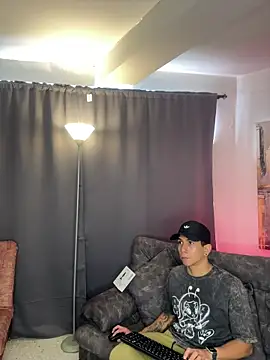 j deex online show from 10/13/25, 03:34