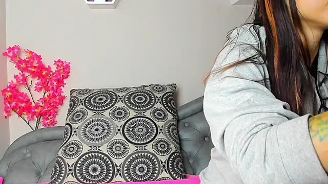 Snapshot of Dafne_Mel chatting on 09/19/25, 02:51 Dafne Mel online show from 09/19/25, 02:51