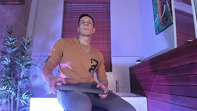 Dustin Sonne online show from 10/29/25, 03:42