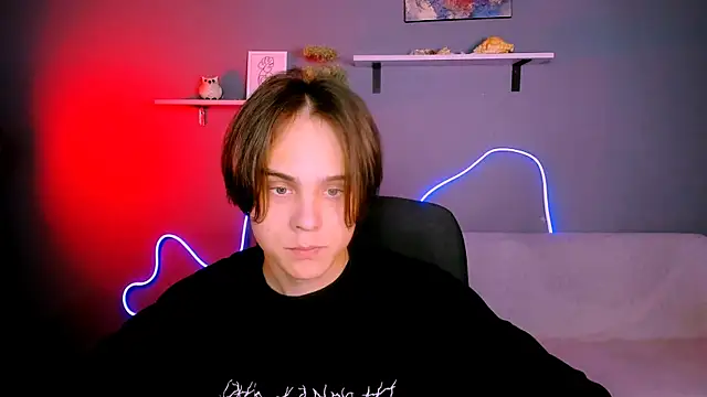 Snapshot of karl_mans chatting on 10/16/25, 01:01 karl mans online show from 10/16/25, 01:01