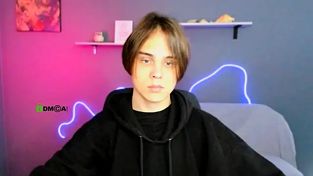 Snapshot of karl_mans chatting on 10/19/25, 08:37 karl mans online show from 10/19/25, 08:37