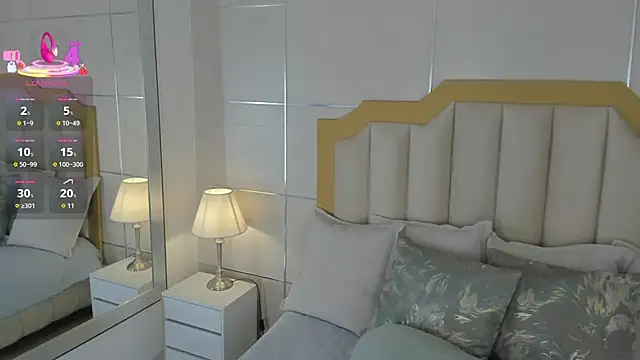 Snapshot of MaddieParker chatting on 10/08/25, 07:33 MaddieParker online show from 10/08/25, 07:33