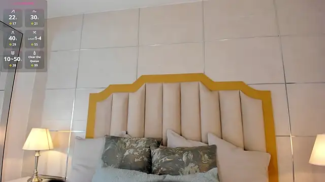 Snapshot of MaddieParker chatting on 10/18/25, 07:47 MaddieParker online show from 10/18/25, 07:47