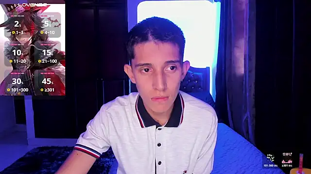 Snapshot of gomitaboy_1 chatting on 10/22/25, 10:20 gomitaboy 1 online show from 10/22/25, 10:20