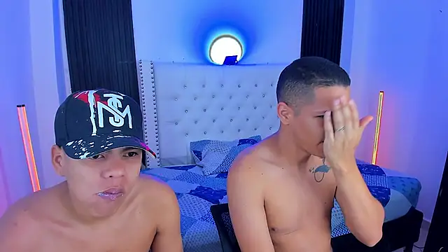 Latin Boyss  online show from 11/10/25, 08:30