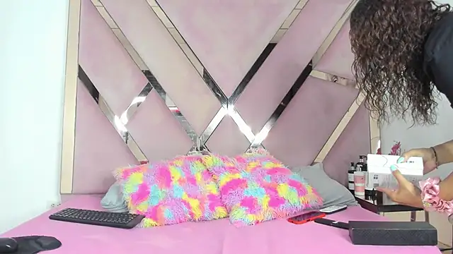 Akiraht online show from 11/20/25, 09:03