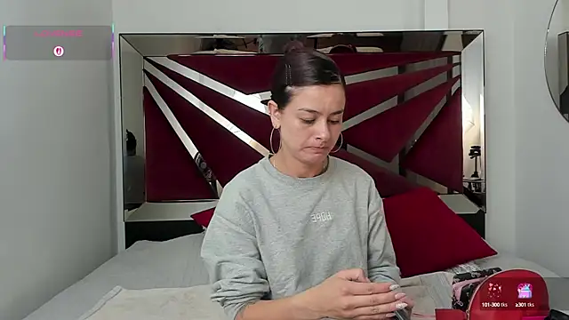 valerieMattson online show from 10/11/25, 04:05