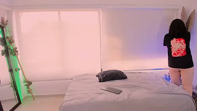 catleya noire online show from 11/22/25, 09:36