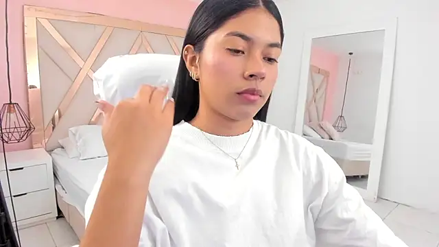 samantaa shy online show from 10/08/25, 02:53